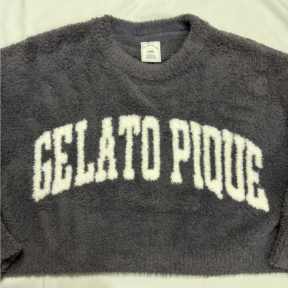 Japan Gelato Pique Gray Fuzzy Sweater - Picture 5 of 5